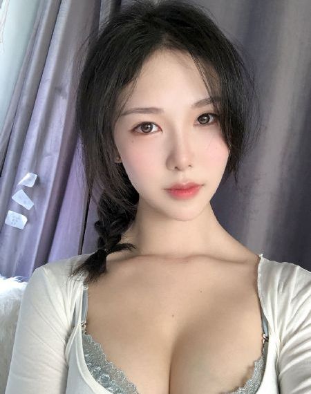 年轻的护士电影_BD韩语免费播放