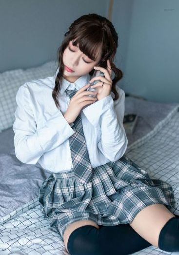 蓝衣地铁_DVD手机免费观看完整