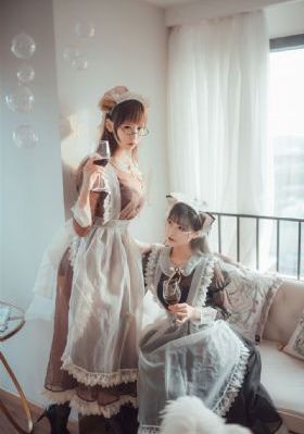美女牧场_BD英语在线播放